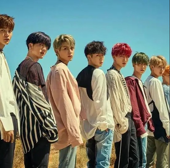 SF9 보이그룹 공연 사진